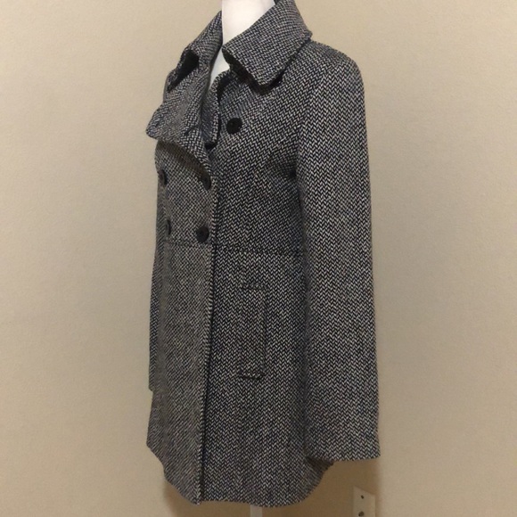 Guess coat sz M - Picture 5 of 10